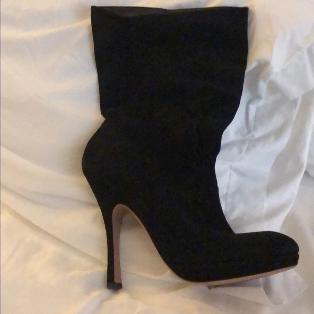 Perfect condition black Prada suede boots